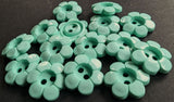 B7848 18mm Mint Green Glossy 2 Hole Daisy Button