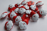 B8908 21mm Red-White Santa Head-Face Novelty Christmas Shank Button