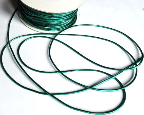 C512 1.7mm Metallic Green Thin Round Elasticated Cord by Berisfords 