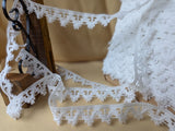 L643 3cm White Soft-Fluffy Edge Vintage Lace Type Braid Trim