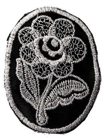 M291 Black-Metallic Silver Machine Embroidered Flower Sew on Motif