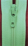 Z0477 YKK 15cm Pale Mint Green Nylon No.3 Closed End Zip