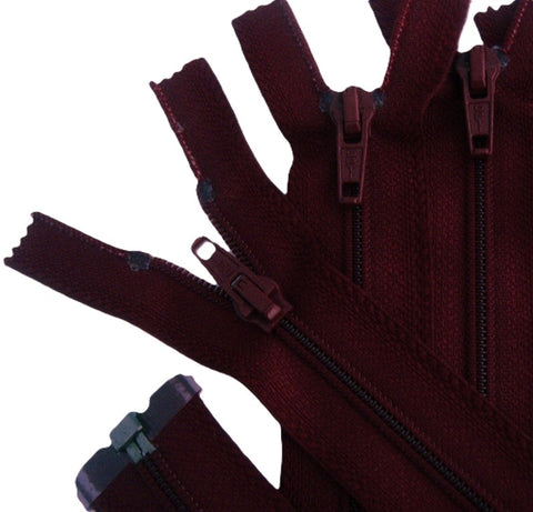 Z1256 66cm Burgundy Optilon Nylon No.5 Open End Zip