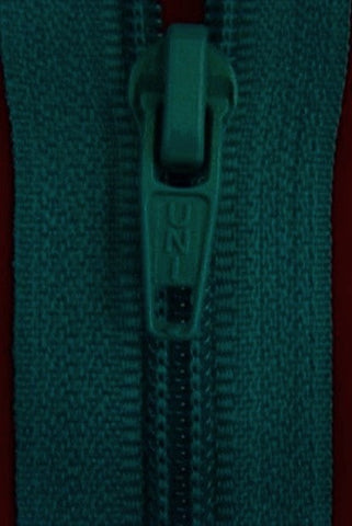 Z2638 61cm Deep Jade Green Nylon No.5 Open End Zip