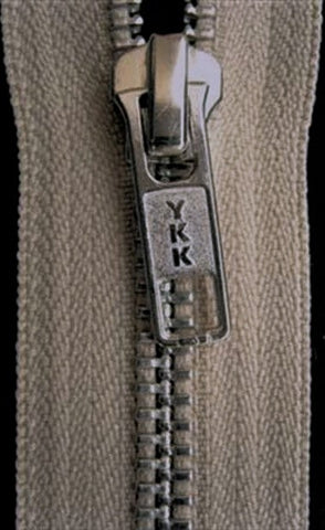 Z3246 YKK 56cm Pale Beige-Silver Metal Teeth No.5 Open End Zip