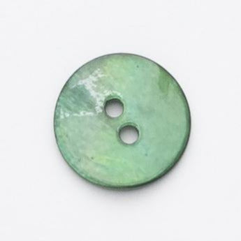 B18161 18mm Green Akoya Shell 2 Hole Button