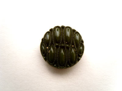 B14377 15mm Cypress Green Textured Design Shank Button - Ribbonmoon