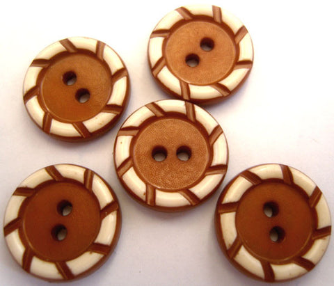 B2254 18mm Pale Sable Brown and White Grooved Rim 2 Hole Button - Ribbonmoon