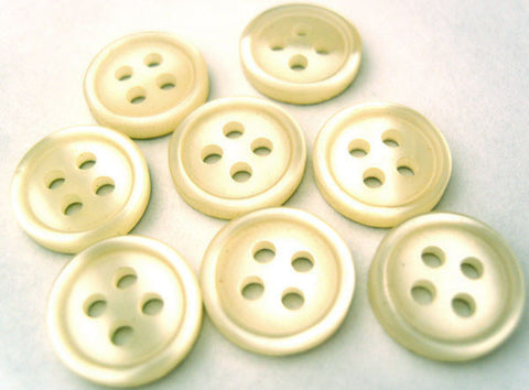 B4046 11mm Lemon Cream Pearlised Polyester 4 Hole Button