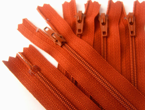 Z4251 YKK 25cm Rust Nylon No.3 Closed End Zip