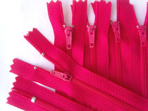 Z5021 15cm Deep Shocking Pink No.3 Pin Lock Closed End Zip