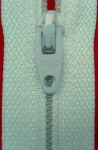 Z3353 21cm Pale Turquoise Nylon No.3 Closed End Zip