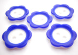 B7991 20mm Royal Blue and White Gloss Daisy Shape 2 Hole Button