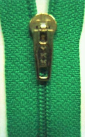 Z4242 YKK 18cm Parakeet Green Pin Lock No.2 Closed End Zip