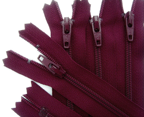 Z1061 YKK 41cm Wine Nylon No.3 Closed End Zip