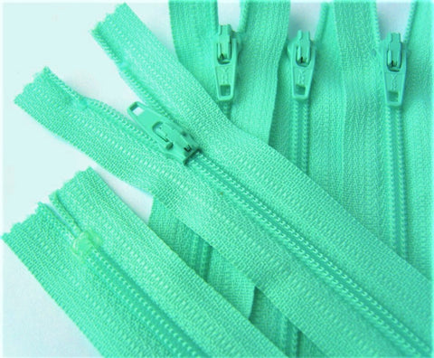 Z1978 YKK 23cm Deep Aqua Nylon No.3 Closed End Zip