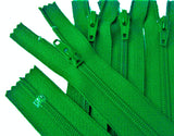 Z4166 YKK 10cm Emerald Green Nylon No.3 Closed End Zip